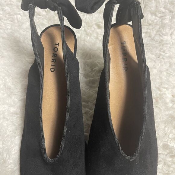 Torrid synthetic Black suede Peep-Toe sling back heels with bow accent SZ10W - Picture 11 of 11